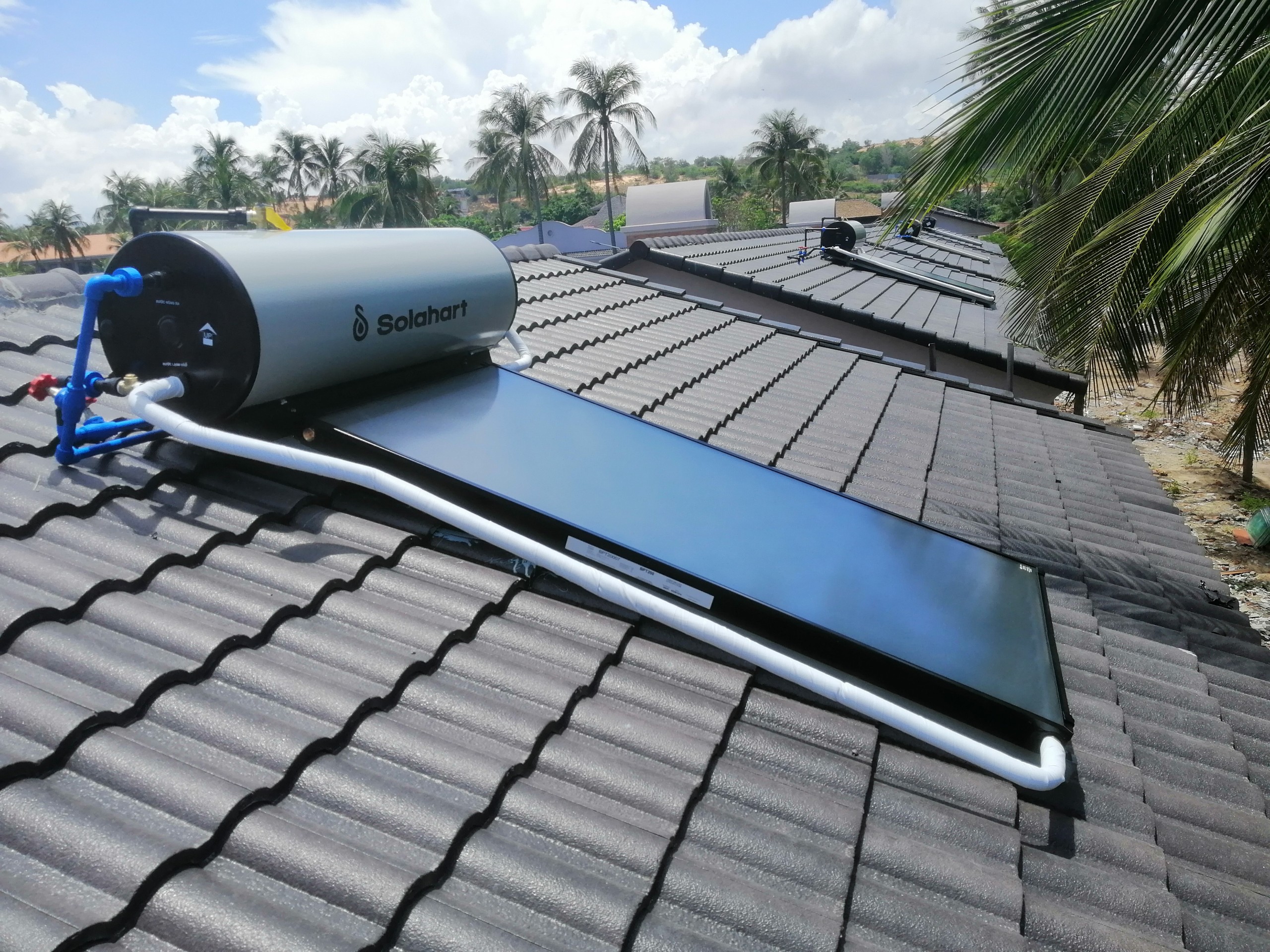 solahart-sunheat-150L-mai-nghieng